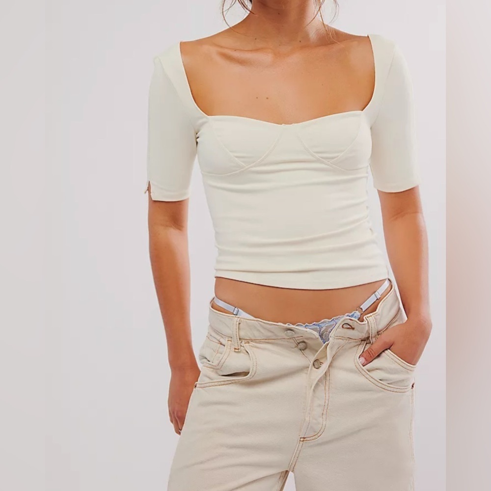 NWOT - Free People Just Looking Top in Tofu - Size L
